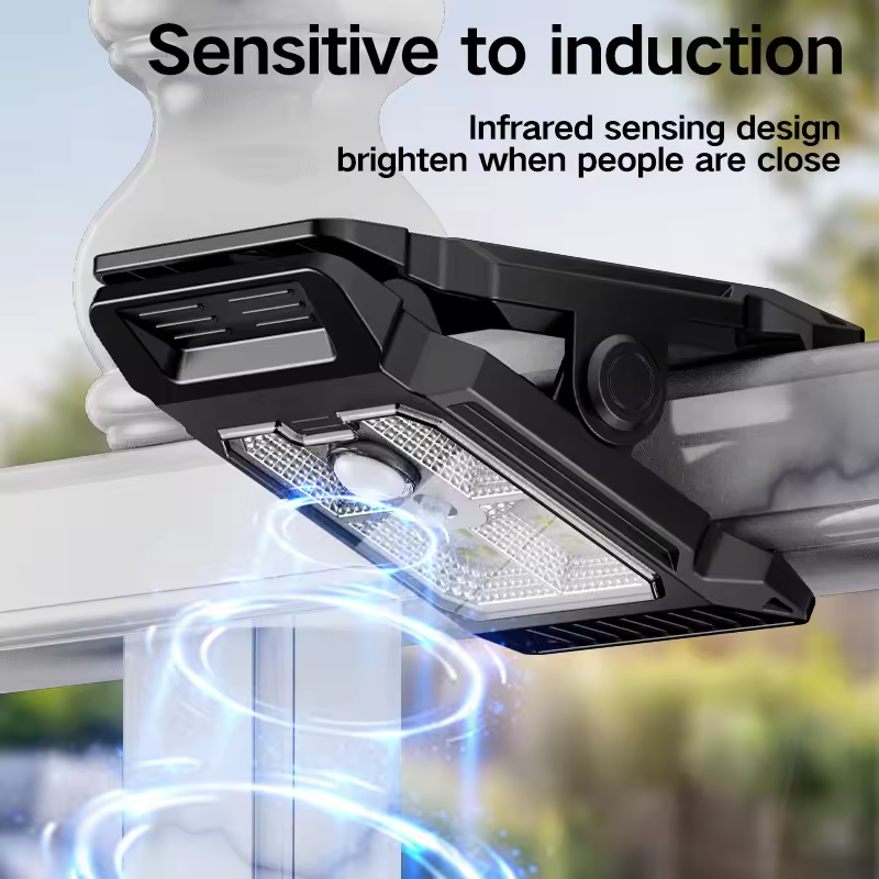 Solar powered courtyard lamp,  - Smart Urban Garden recensione e prezzo